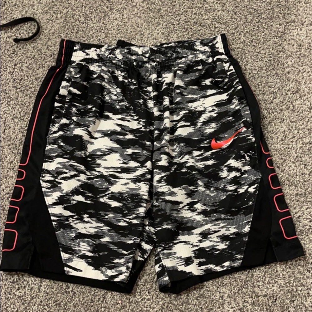 Nike pro basketball shorts